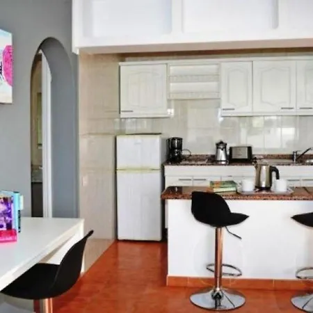 Puerto Del Carmen: Cozy For 3 On Lanzarote's South Coast Puerto del Carmen (Lanzarote)