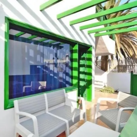 Apartment Puerto Del Carmen: Cozy For 3 On Lanzarote's South Coast Puerto del Carmen (Lanzarote)