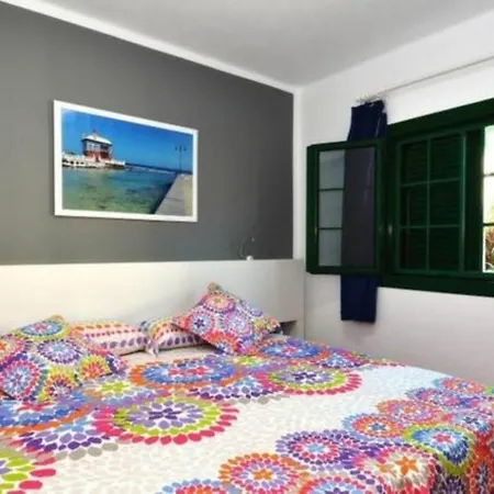 Puerto Del Carmen: Cozy For 3 On Lanzarote's South Coast Apartment *